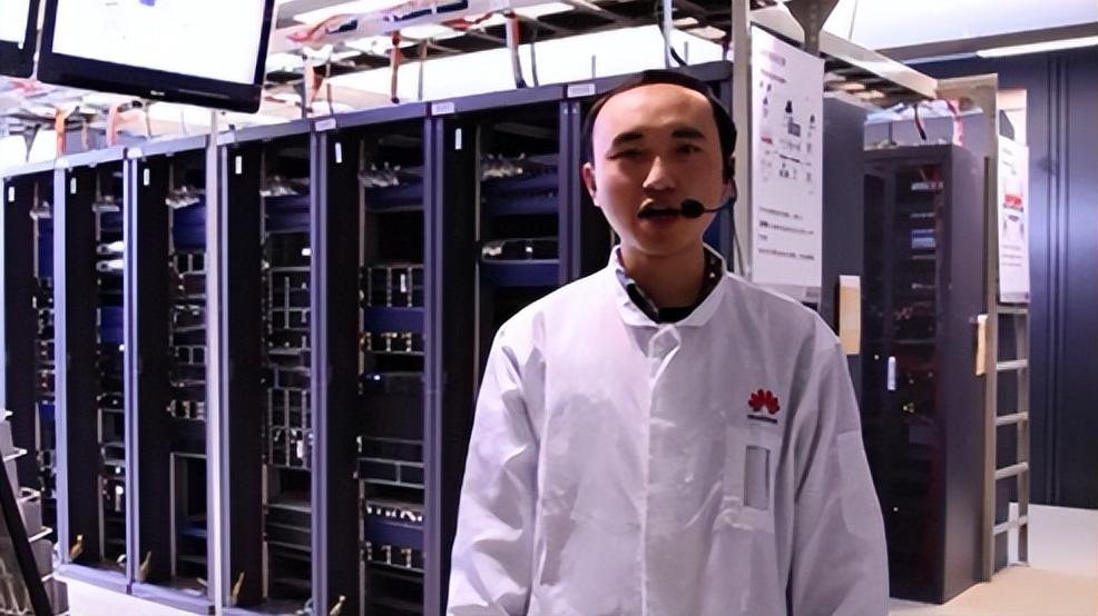 英特尔|1200亿！阿里公布最新结果，外媒：华为不再“孤军奋斗”！