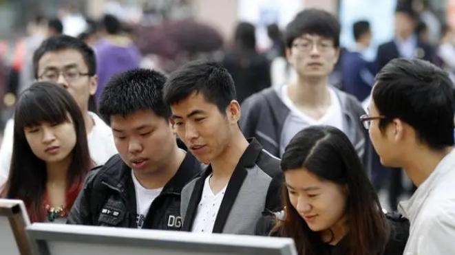 大学生|大学生“硬核”辞职信走红，理由都懒得编，怼得老板哑口无言