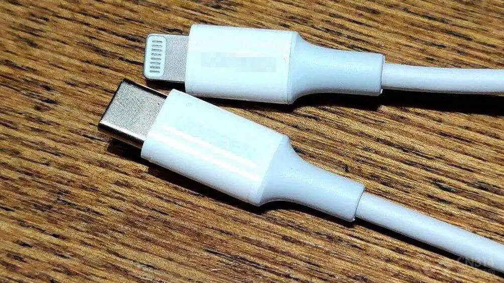 显卡|苹果说USB-C接口“扼杀创新”，笑死，不就是因为钱