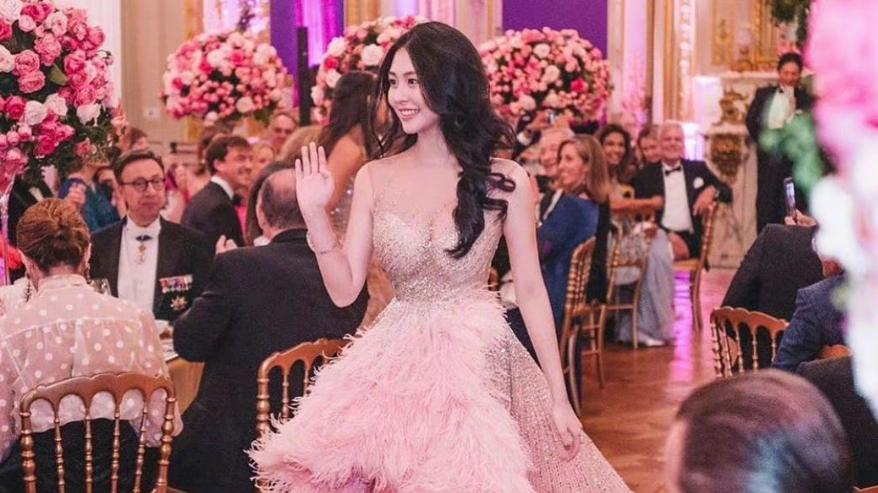 邱淑贞|邱淑贞21岁女儿出道！长相甜美酷似妈妈，身材姣好皮肤白皙有气质