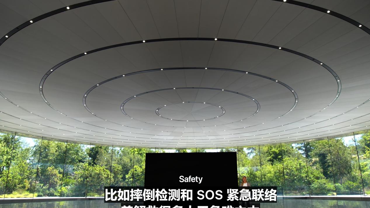 Apple Watch|苹果发布Apple Watch Series 8：全面屏设计 采用全新温度传感器