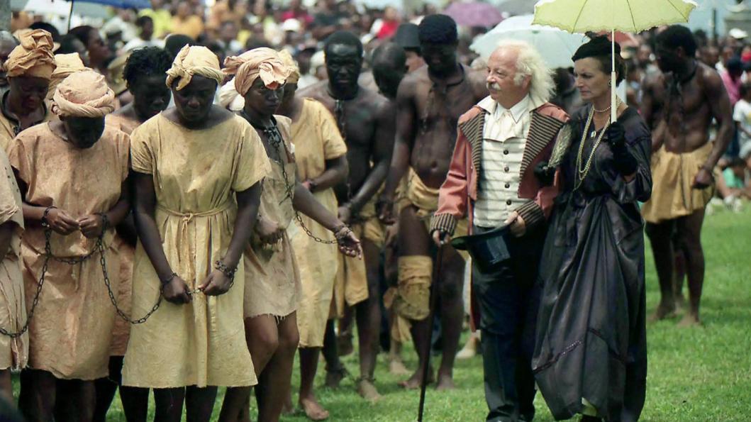 黑女奴的悲惨人生：遭男主人折磨，被当做繁衍工具圈养，一生凄苦