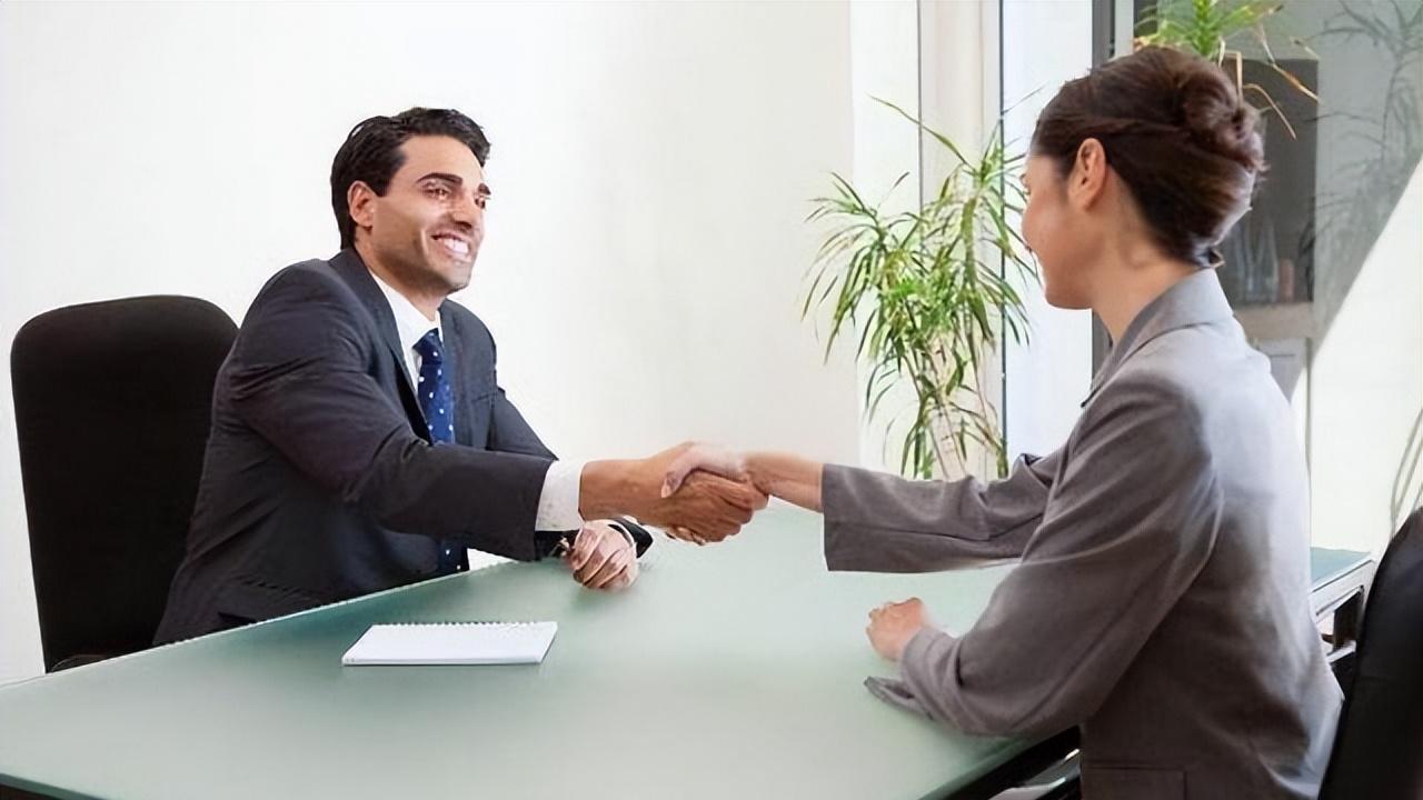 设计师|简历存在水分，怕被背景调查？那面试官是怎么进行背景调查的？