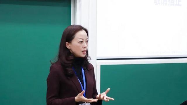 |河北某大学公布拟录名单，网友忍不住吐槽，教师学历引发热议！