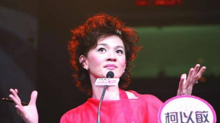 疯狂|自以为自己很红，上节目做导师时疯狂耍大牌，被封杀后却又哭着求原谅！