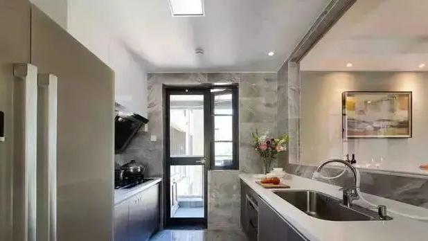 125平新房，装修花38万太值了，全屋漂亮上档次，尤其是客厅！