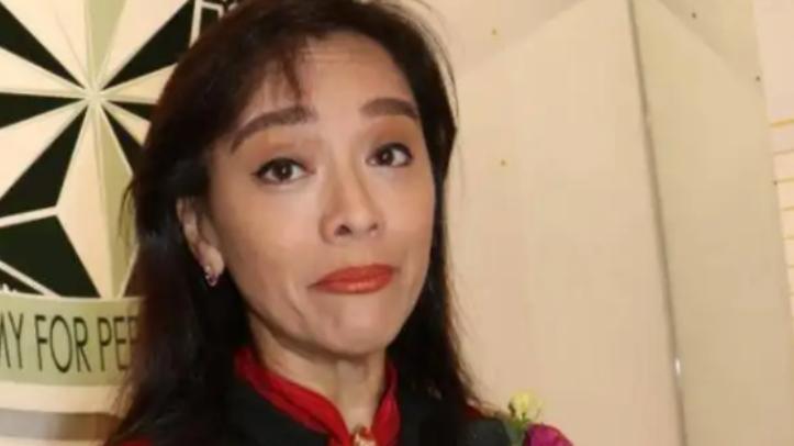 郭秀云|消香玉陨！香港女星嘉玲病逝，患慢性阻塞肺疾病，丈夫失联不接电