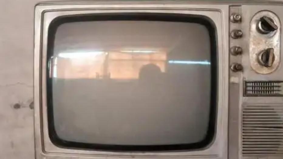 为什么人们装修房子都不愿意买电视了？电视会被数码产品代替吗？