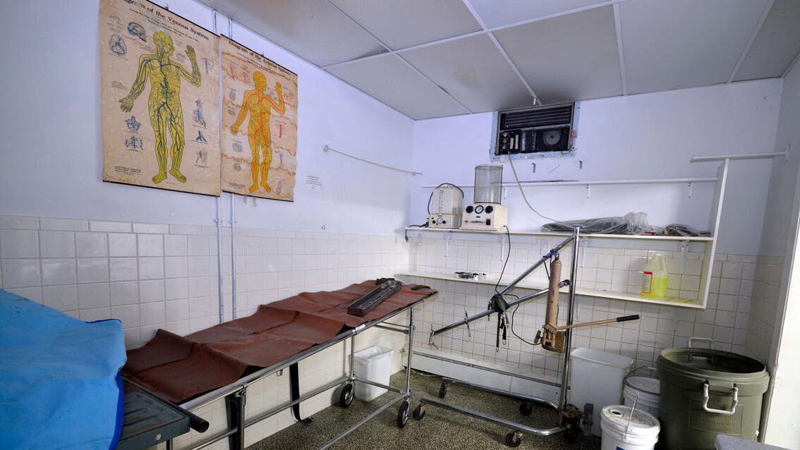 化妆师|殡仪馆下半年招化妆师，转正年薪比较高，胆子大的可以考虑！