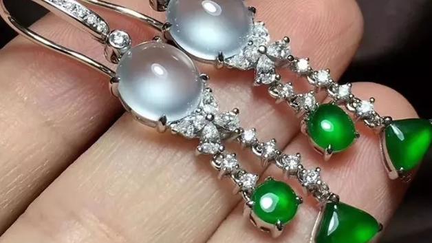 翡翠|专家帮你解析，什么翡翠是最好的？是值得收藏的货头翡翠