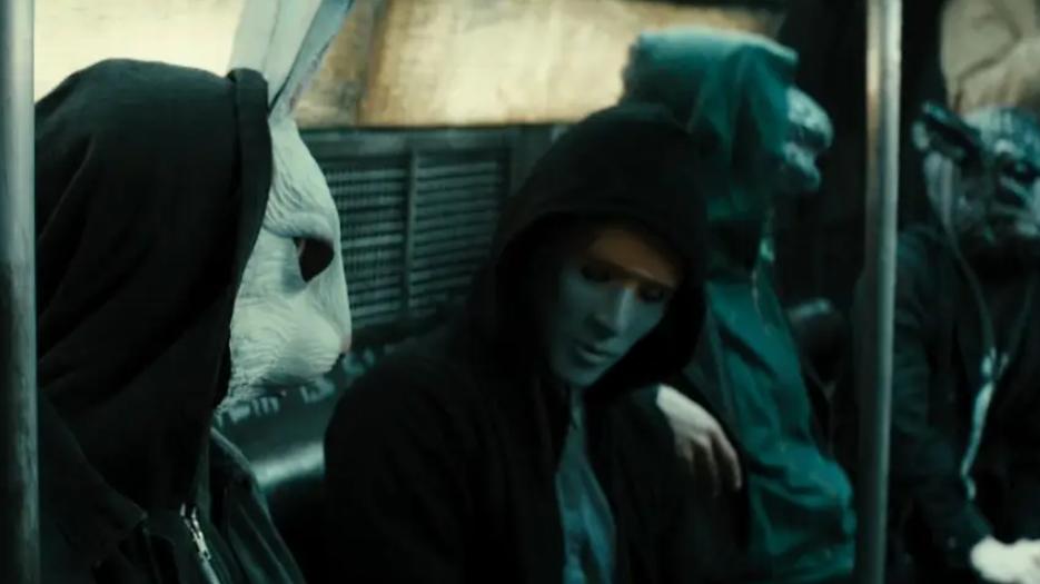 我是谁|“人总相信自己看到的”，《我是谁》，电影解读（二）