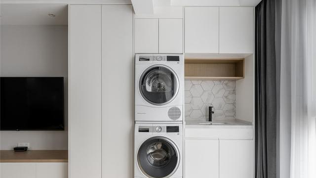 阳台要不要装门？可以装也可以不装，但不装的话要做另外三件事