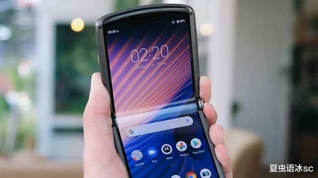 摩托罗拉|久违了！摩托罗拉Razr2022首次亮相