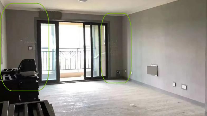 阳台上，这一堵不能砸的墙，4种设计，不是累赘，而是真的实用