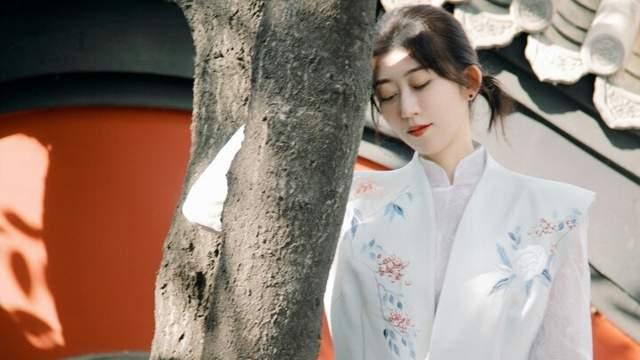 黄妙珠|富婆刘芊螢回应带资进组演古偶剧女主，只是为了圆梦，家人坚决反对