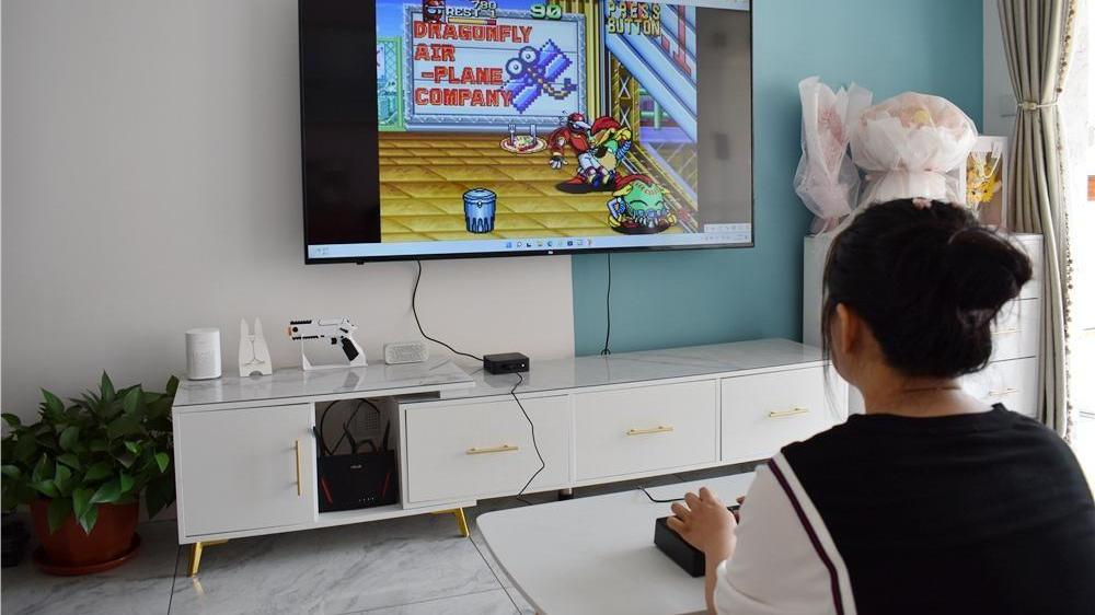 机箱|我用1000块钱将客厅电视打造成游戏机，这款迷你主机功不可没！