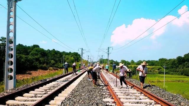 本科生|中铁七局面向社会招聘，薪资待遇好且多地有岗位，本科生可以报考
