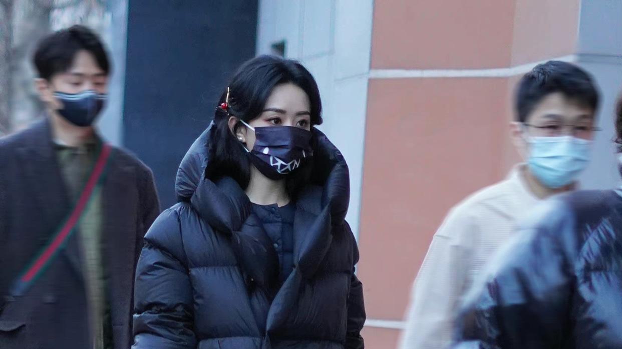 王俊凯|赵丽颖、杨幂、王俊凯央视百花迎春晚会录制路透来了，期待播出