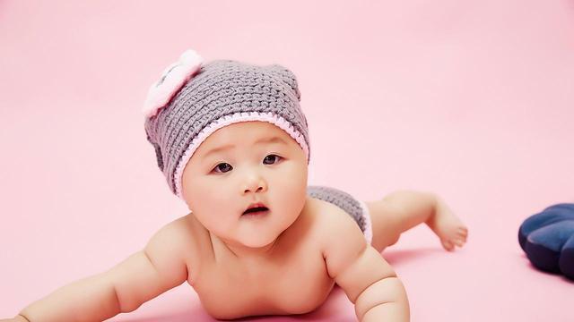 孩子的名字因谐音五十亿走红，网友：建议改名“伍朝花”