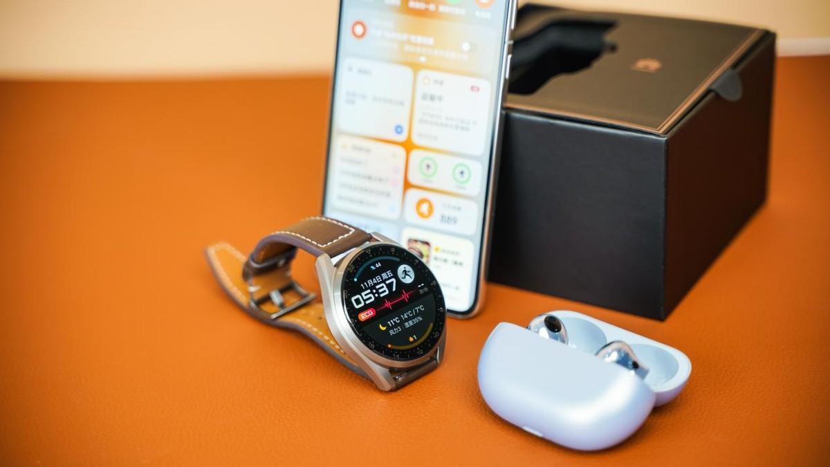 华为鸿蒙系统|“小三件，大作为”，鸿蒙移动小三套为生活带来哪些改变？