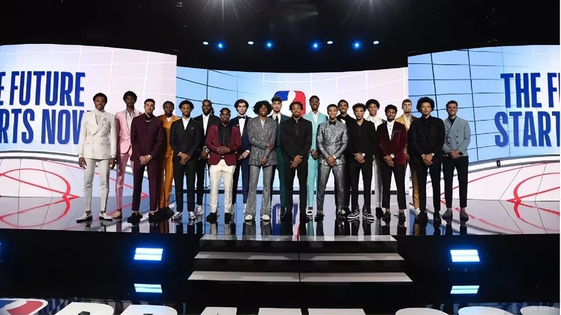 NBA选秀权数量异常！两队被剥夺权利，“作弊交易”被联盟盯上了