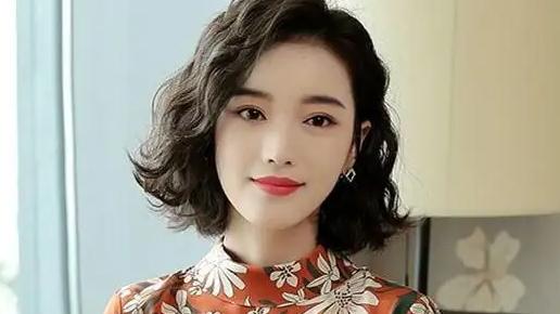 护肤品 中年女性在发型方面都有哪些要点