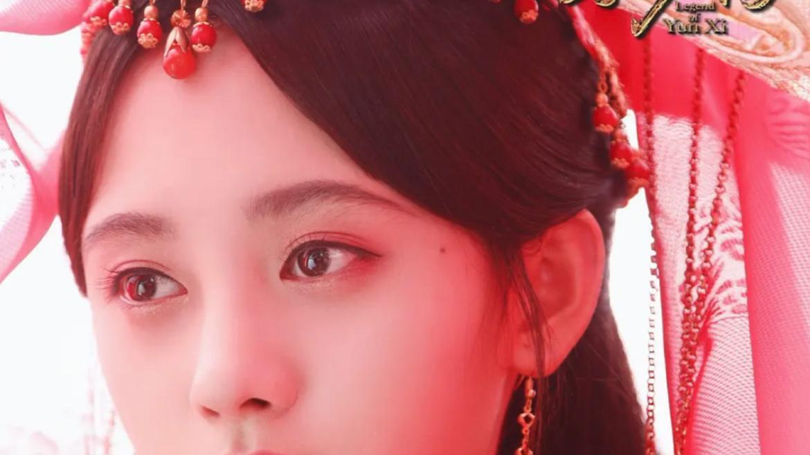 鞠婧祎|鞠婧祎百变秋日大片，本人：库存一下，粉丝：看了我会疯