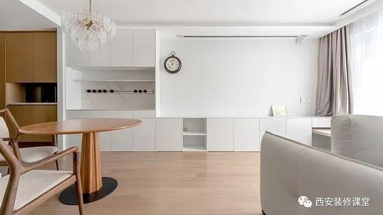 90㎡小三室刚需，复古简洁家