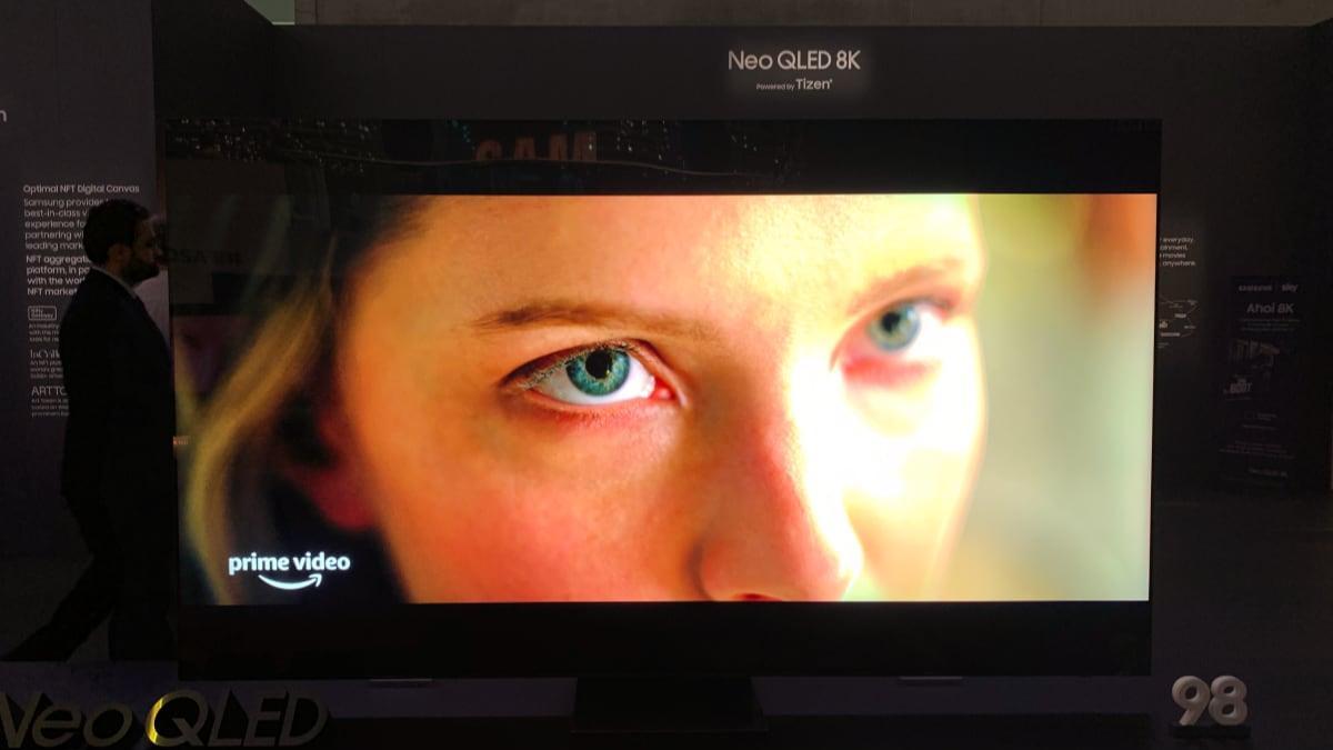 OLED|全球最大OLED电视问世：4K分辨率97英寸，售价25000欧元