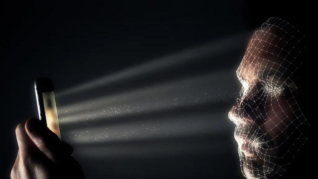 人脸识别|“刷脸”惹祸，交通银行用户40万存款被盗