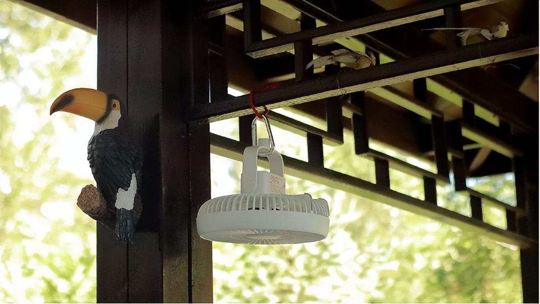 吊扇落地扇桌面扇一扇满足，还自带照明灯，这样的设计真舒坦