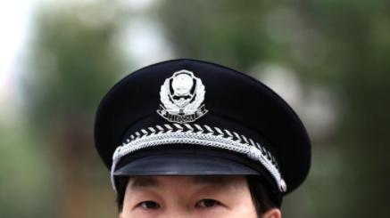 1987年，江苏小伙借给男孩1000元，25年后，对方拿出一千万回报他