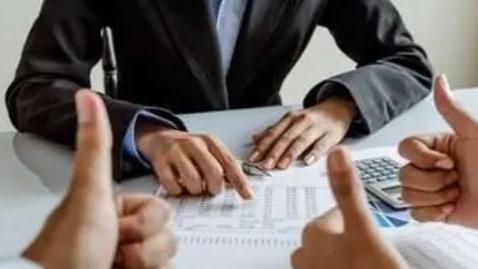 |在职场上，为什么不能和领导走得太近？过来人说出很现实的原因