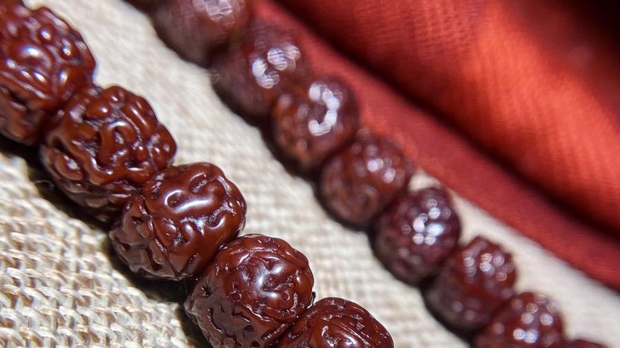 金刚菩提|文玩如今想上200块钱的当很难！这几种文玩绝对物超所值！