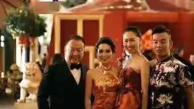 宋朝|宋朝皇室24代后裔现身洛杉矶成炫富大佬，妻子自称太子妃