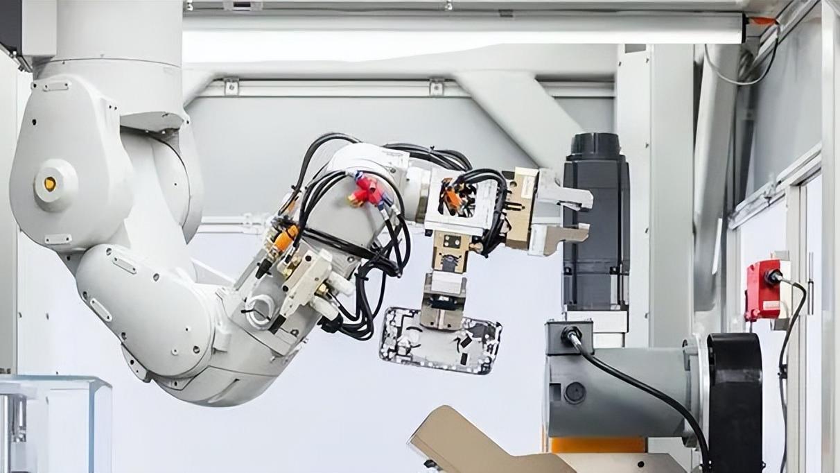 笔记本|一代“安卓机皇”，掉价 6000 元