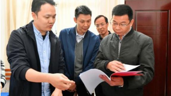 穿衣搭配|如何让领导更加信任你？