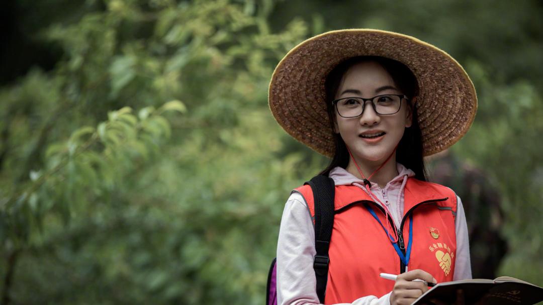 杨蓉|15岁出道，让张艺谋苦等、被孙俪“抢戏”，戏红人不红！