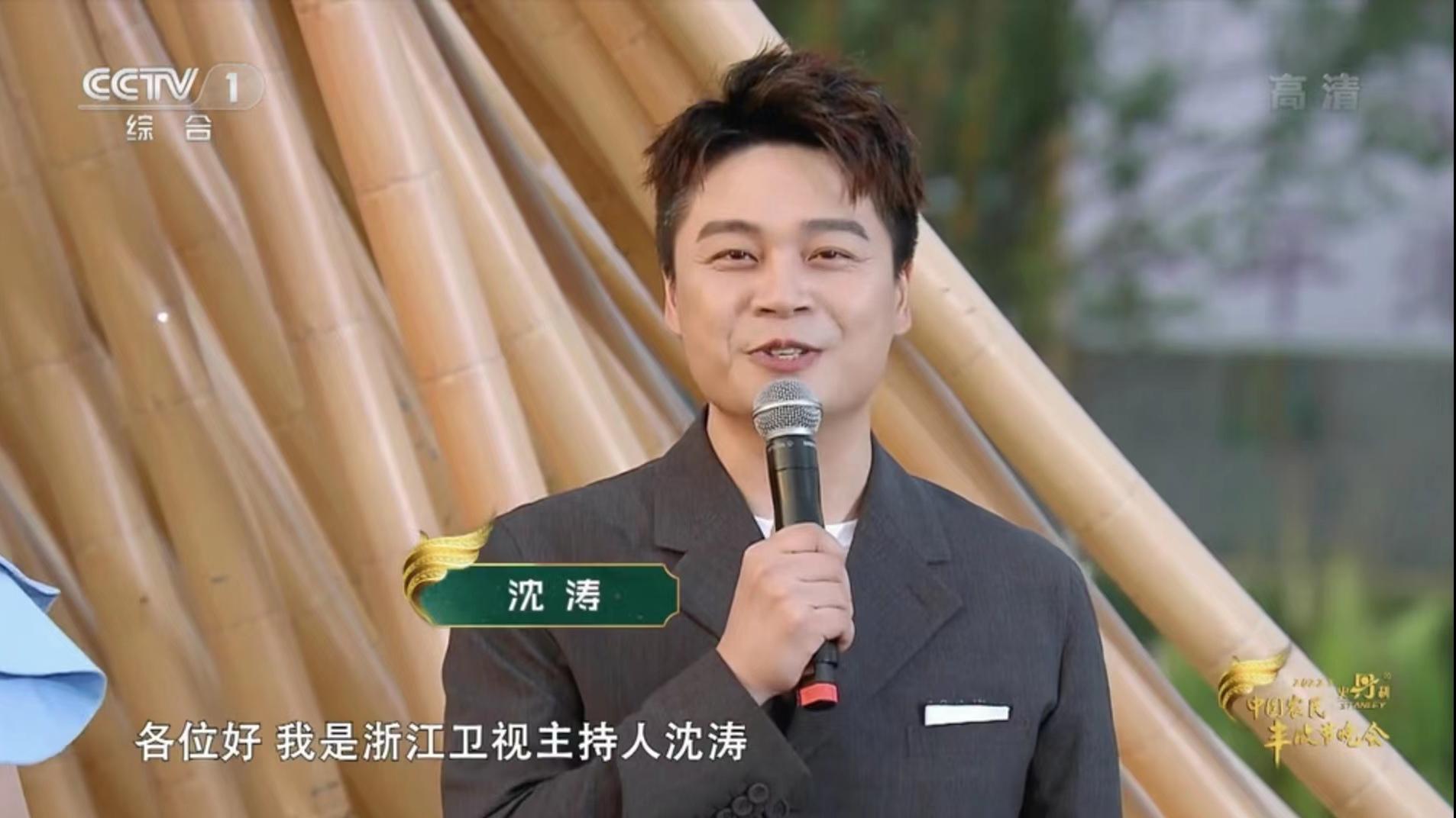 央视|央视丰晚主持人，孟语凡比李七月发挥稳定，沈涛比任鲁豫有亲和力