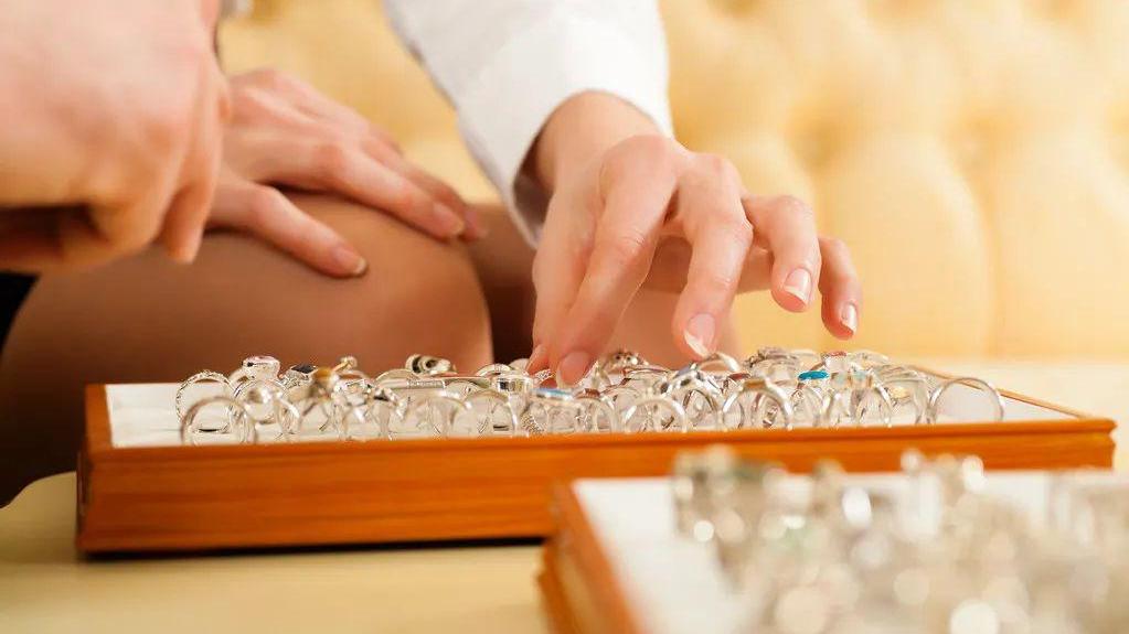 创业|11年干过21份工作，最短的干了2小时都不到，跳槽的经验也是财富