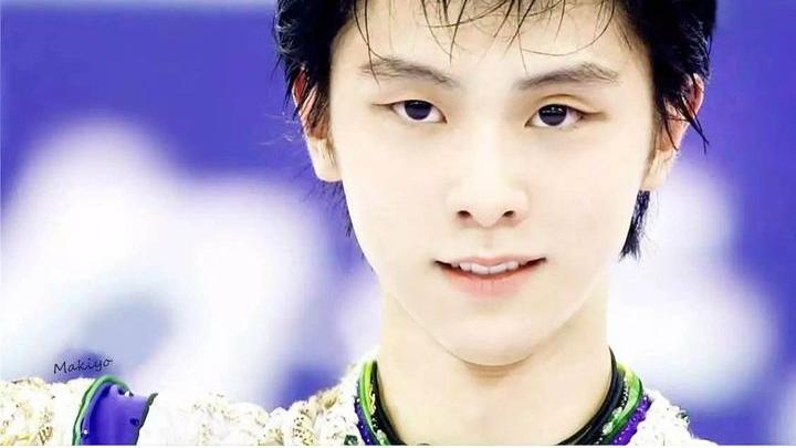 acgn漫评|央妈为何偏爱羽生结弦？“冰上王子”经历曝光，现实版热血动漫