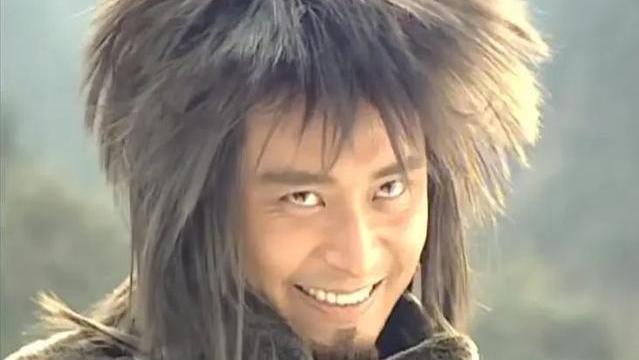 护肤 国产古装剧造型：关晓彤发型被称像缝纫机，罗晋造型撞衫鹦鹉