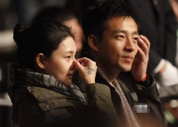 汪小菲|汪小菲、大s这场名誉保卫战，光看各自妈妈的应对方式，输赢就已经注定了