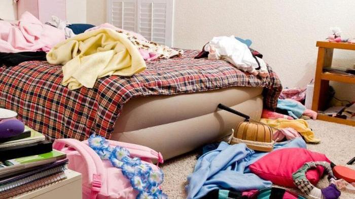 女子和前男友与人聚餐，服安眠药后被人性侵，事后男子悠哉泡咖啡