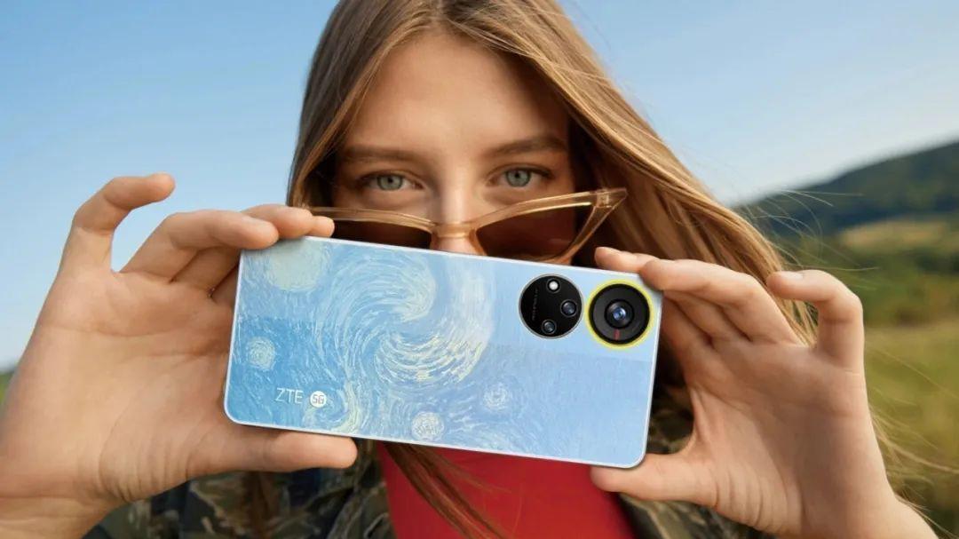 中兴|中兴远航40 Pro+星空版发布：2198元，配备梵高星空AG玻璃