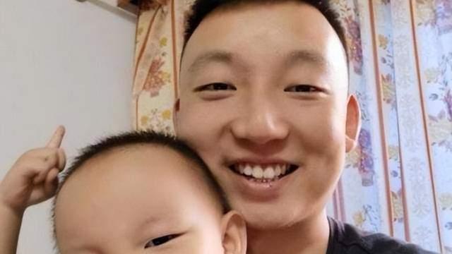 穿衣搭配|熊磊晒儿子言宝成长画面，言宝懂事乖巧超可爱，穿搭获网友夸奖