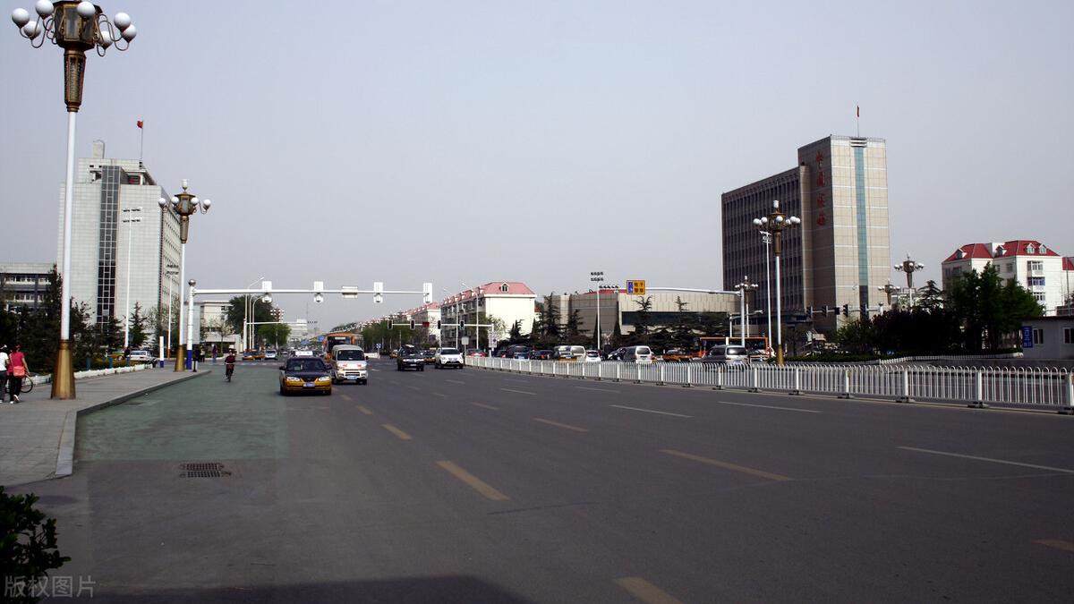 aed|唐山房价后期大概率还会继续下跌，唐山楼市这次调整期会比较久的。