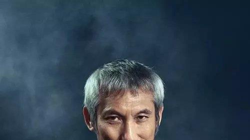 青蛇|《青蛇》幕后：赵文卓险丧命，主创揭秘张曼玉抱着的蛇尾是谁的