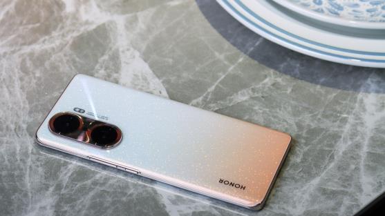 荣耀|荣耀Note20凯旋归来，5400mAh大电池、天玑9000芯片，配置变硬了