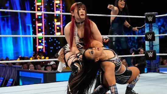 raw|最新SD收视率曝光！大布确认出席下周RAW，暗系对决即将到来！